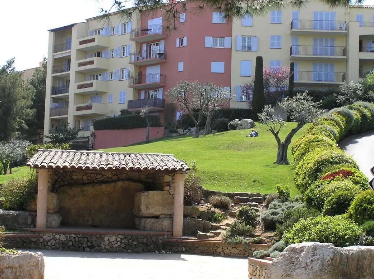 Appartement Moderne En Plein Nature Mougins Francia